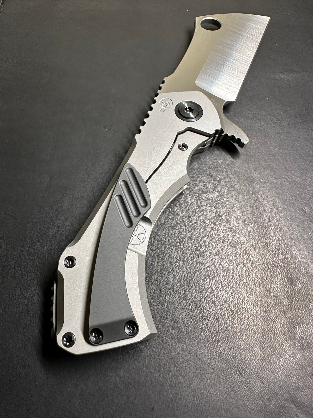 Two tone satin blade, zir blasted handles V2 FC